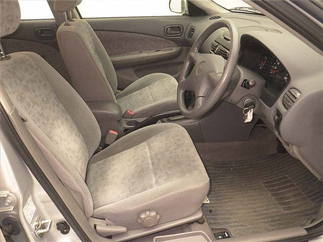 NISSAN SUNNY