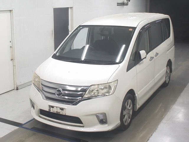 NISSAN SERENA