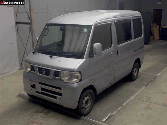 NISSAN NV100 CLIPPER