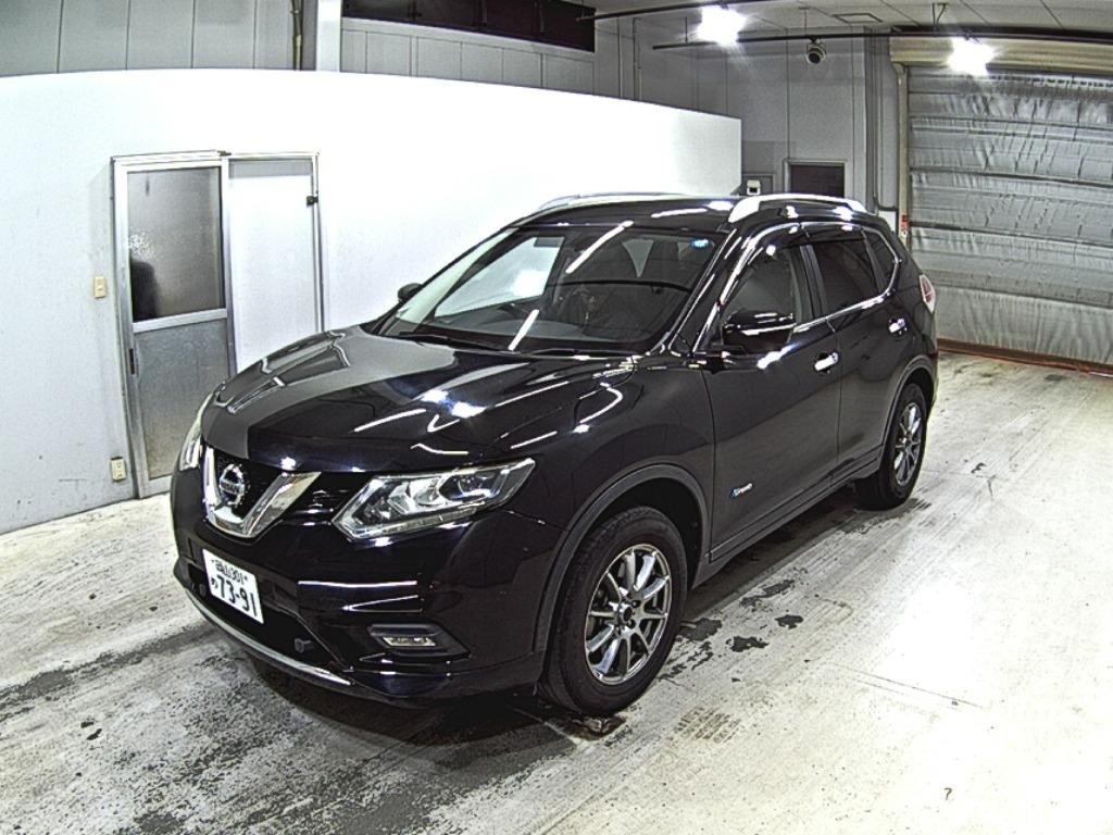 NISSAN X-TRAIL