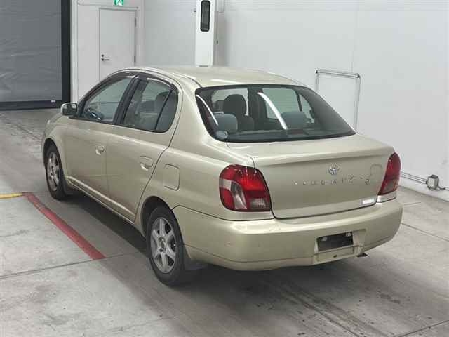 TOYOTA PLATZ