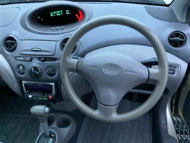 TOYOTA PLATZ