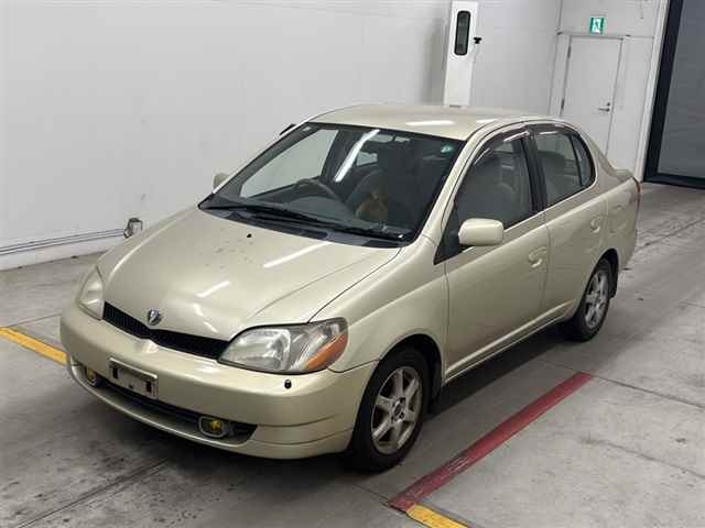 TOYOTA PLATZ