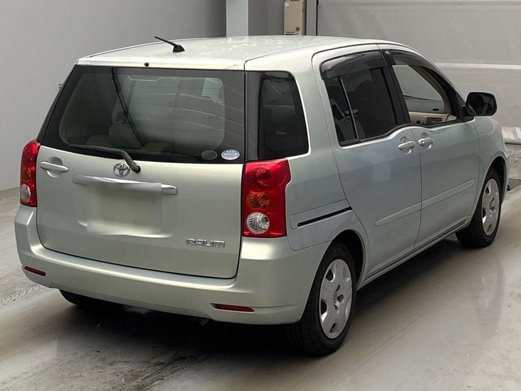 TOYOTA RAUM