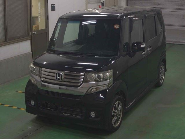 HONDA N-BOX