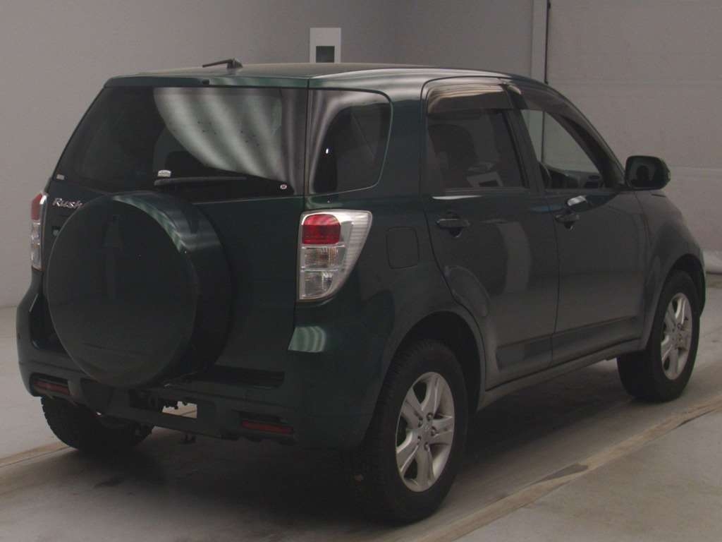 TOYOTA RUSH