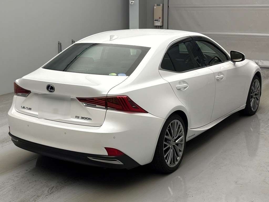 LEXUS IS300H