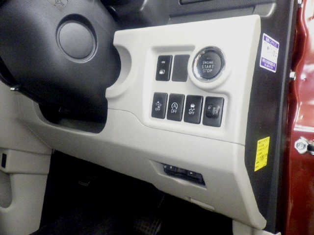 DAIHATSU BOON