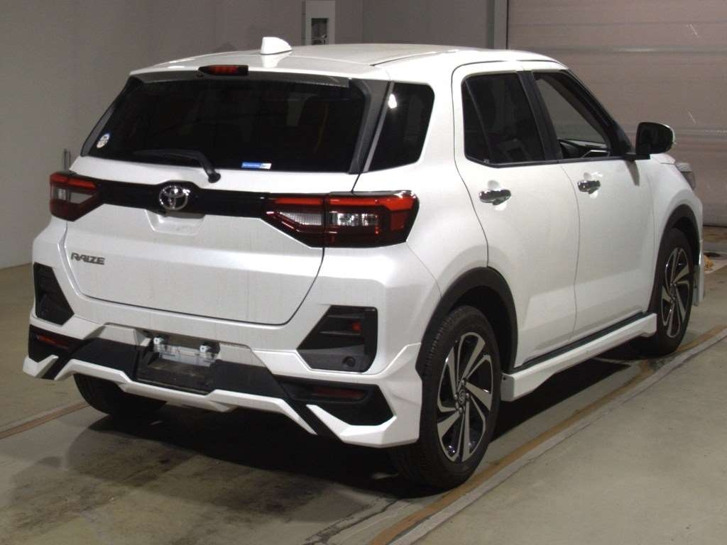 TOYOTA RAIZE