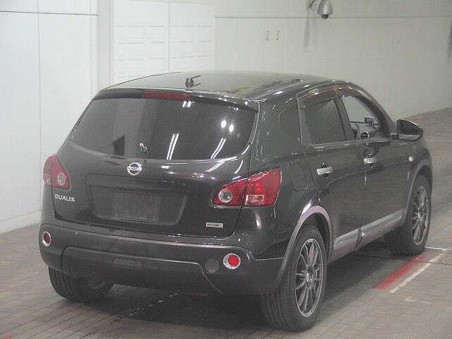 NISSAN DUALIS