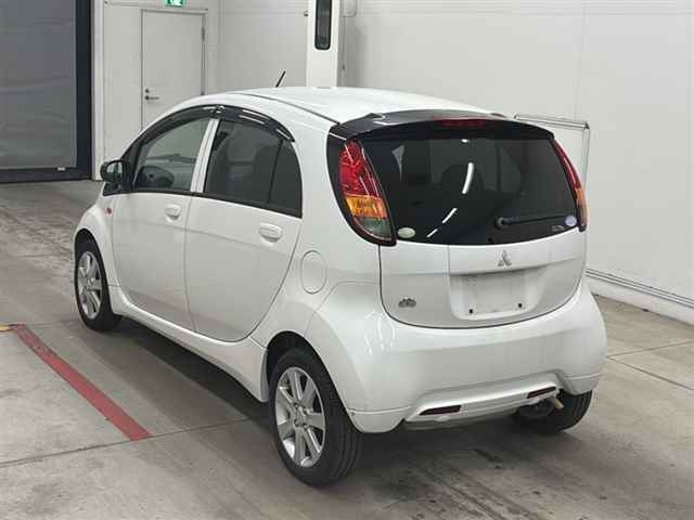 MITSUBISHI I