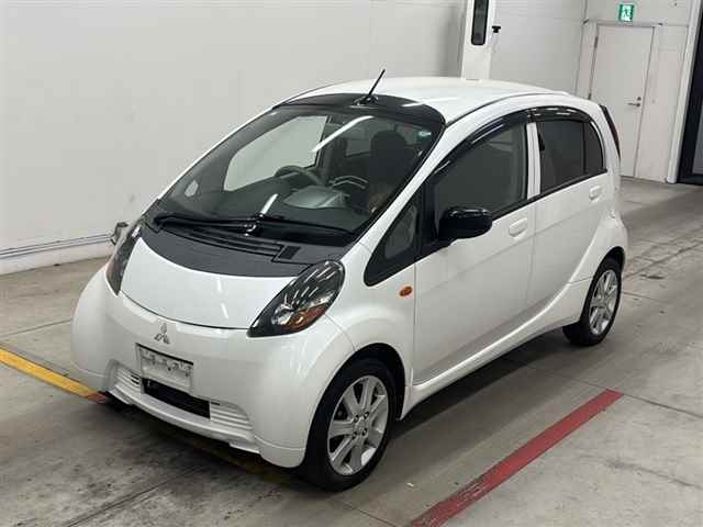 MITSUBISHI I