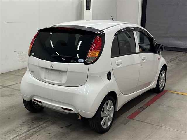 MITSUBISHI I