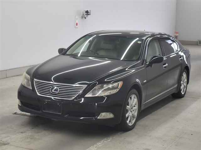LEXUS LS600H