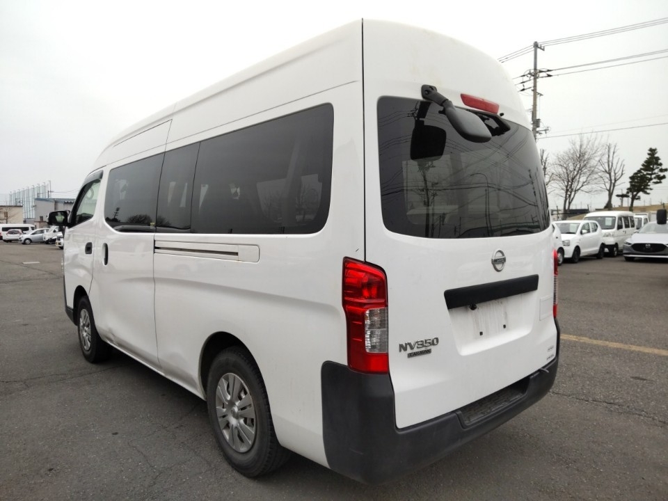 NISSAN NV350 CARAVAN