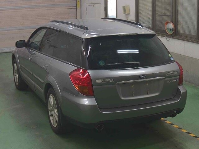 SUBARU OUTBACK