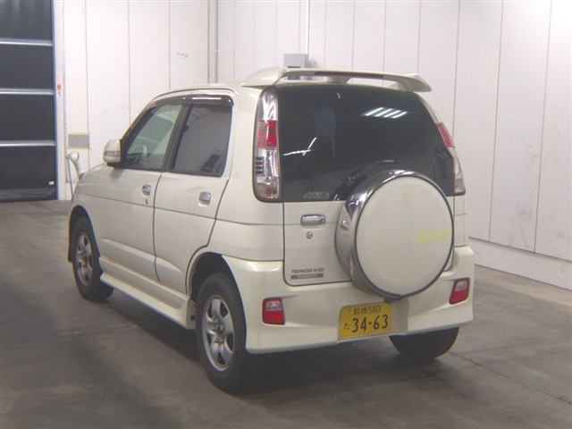 DAIHATSU TERIOS KID