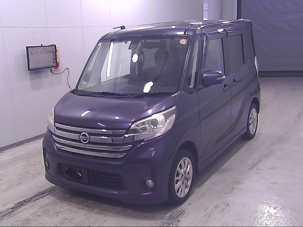 NISSAN DAYZ ROOX