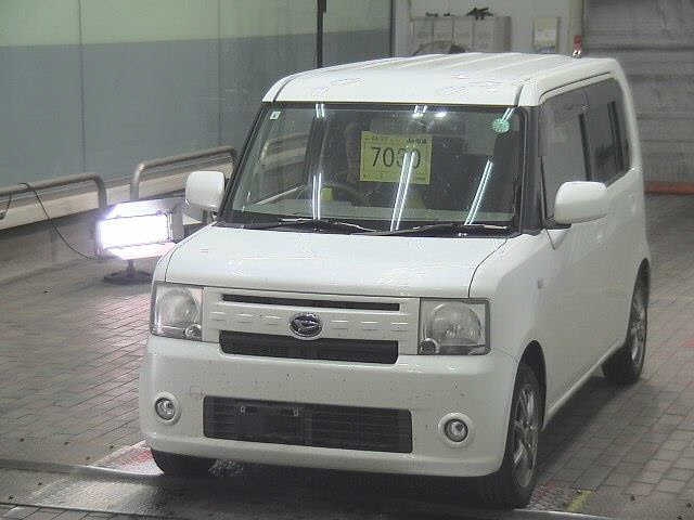 DAIHATSU MOVE CONTE