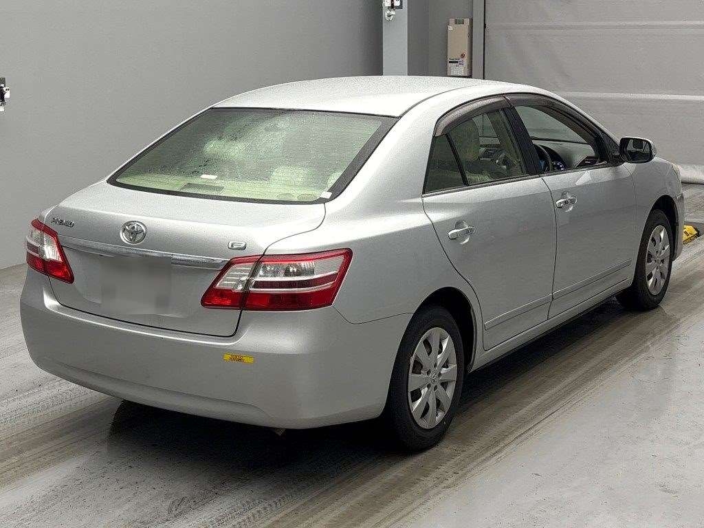 TOYOTA PREMIO