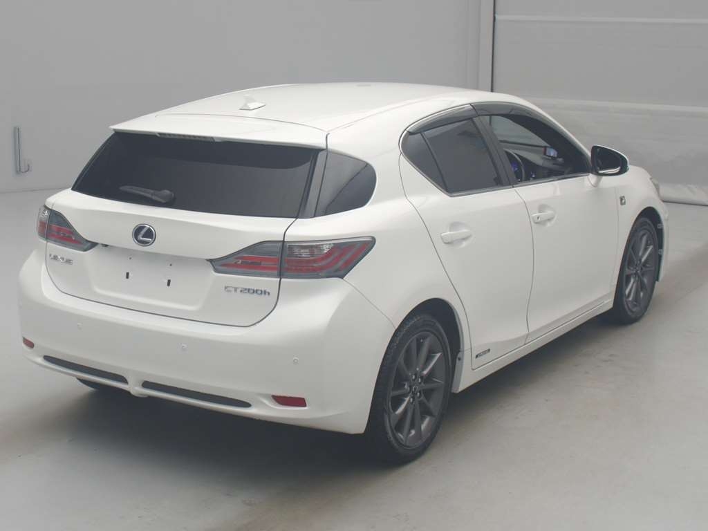 LEXUS CT200H