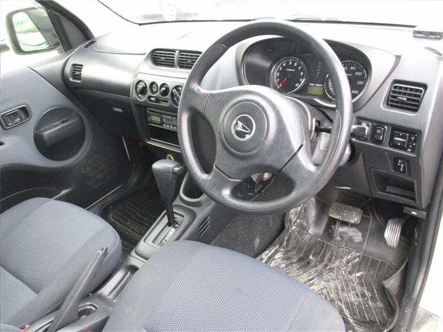 DAIHATSU TERIOS KID