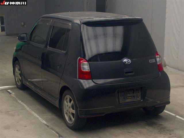 DAIHATSU ESSE