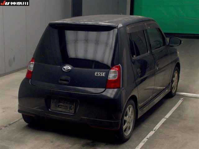 DAIHATSU ESSE