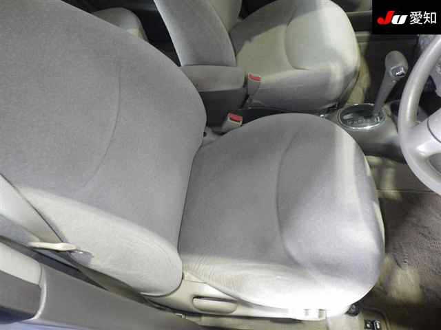 TOYOTA PLATZ