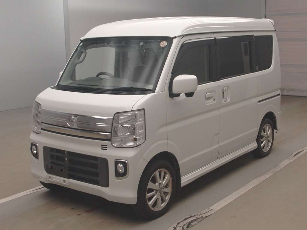 NISSAN NV100 CLIPPER