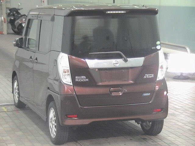 NISSAN DAYZ ROOX