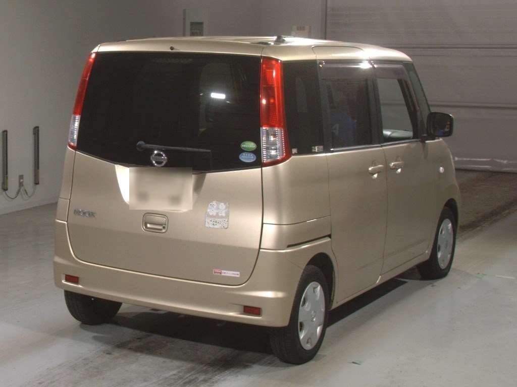 NISSAN ROOX