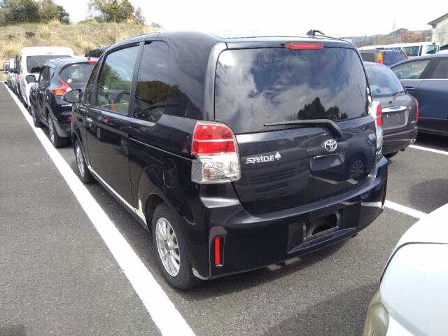 TOYOTA SPADE