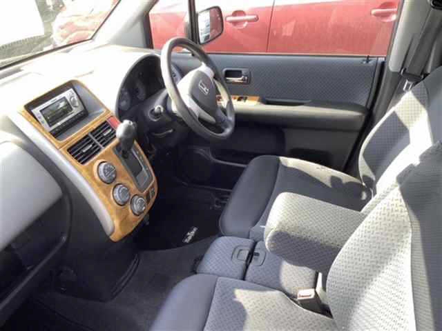 HONDA MOBILIO SPIKE