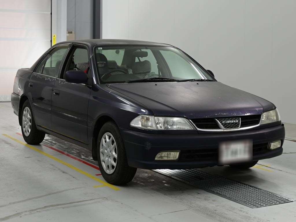 TOYOTA CARINA