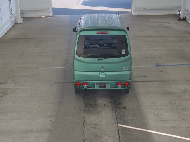 MITSUBISHI TOWN BOX