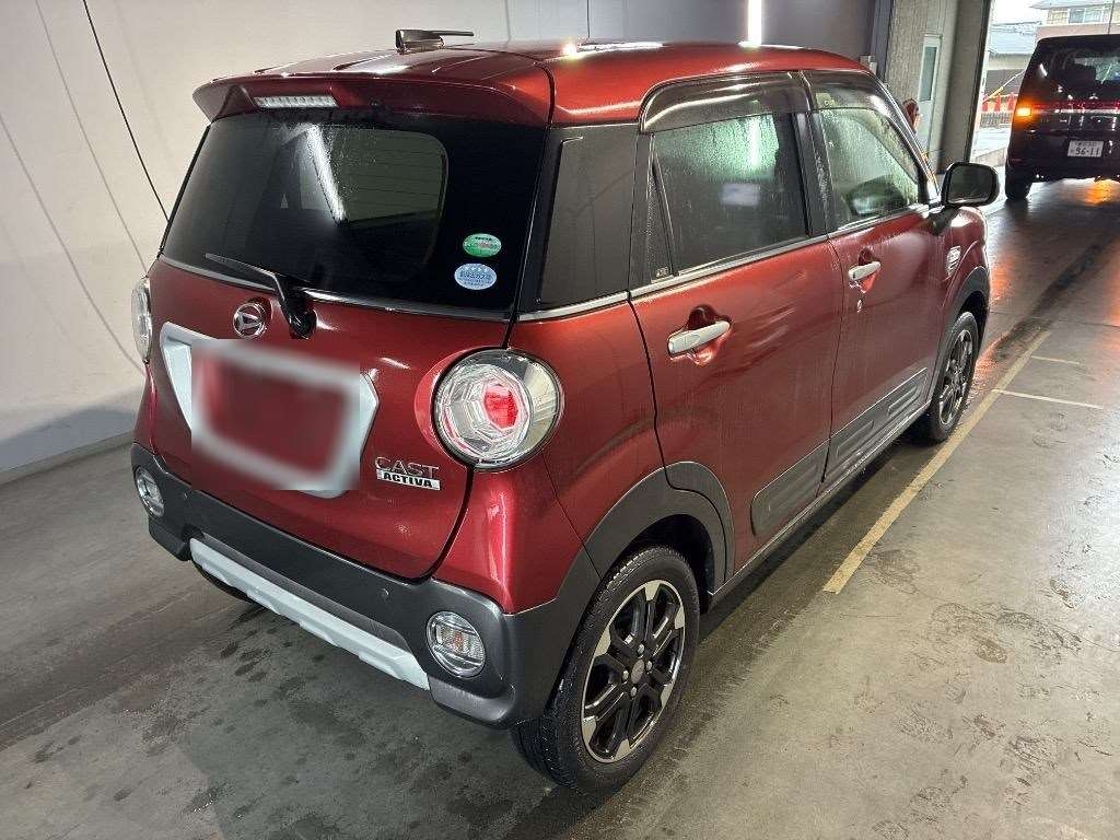 DAIHATSU CAST
