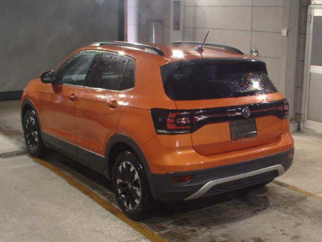 VOLKSWAGEN T-CROSS