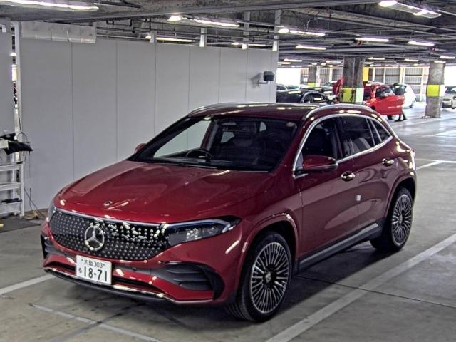MERCEDES-BENZ EQA
