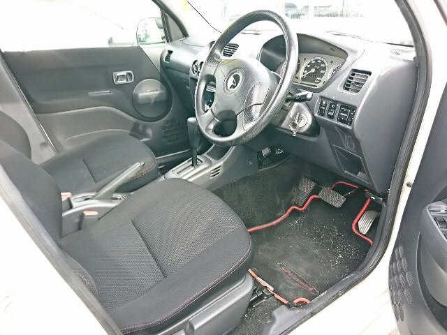 DAIHATSU TERIOS KID
