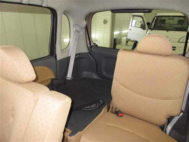 DAIHATSU MOVE LATTE