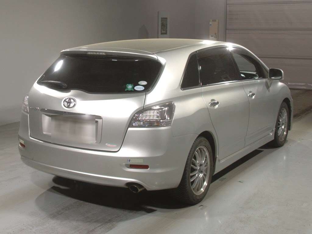 TOYOTA MARK X ZIO