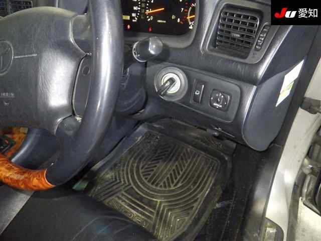 TOYOTA WINDOM