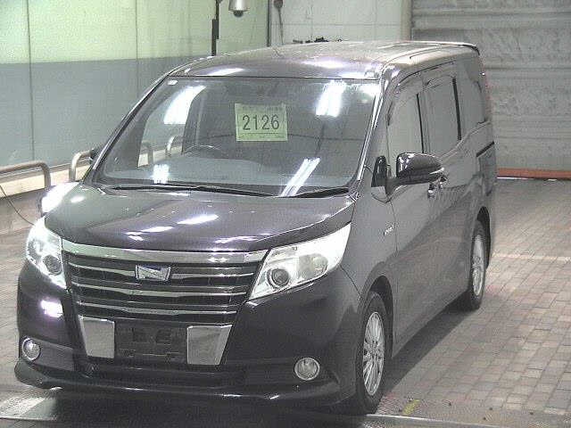 TOYOTA NOAH