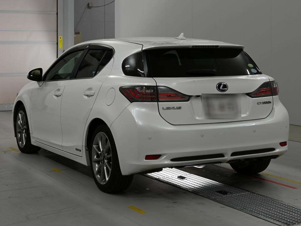 LEXUS CT200H