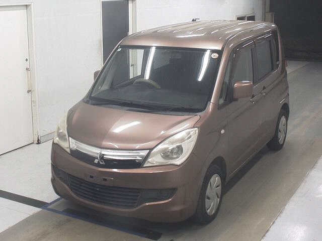 MITSUBISHI DELICA D:2