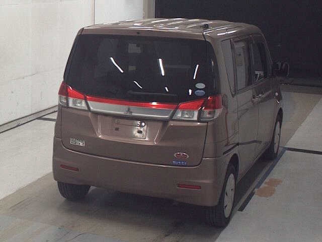 MITSUBISHI DELICA D:2