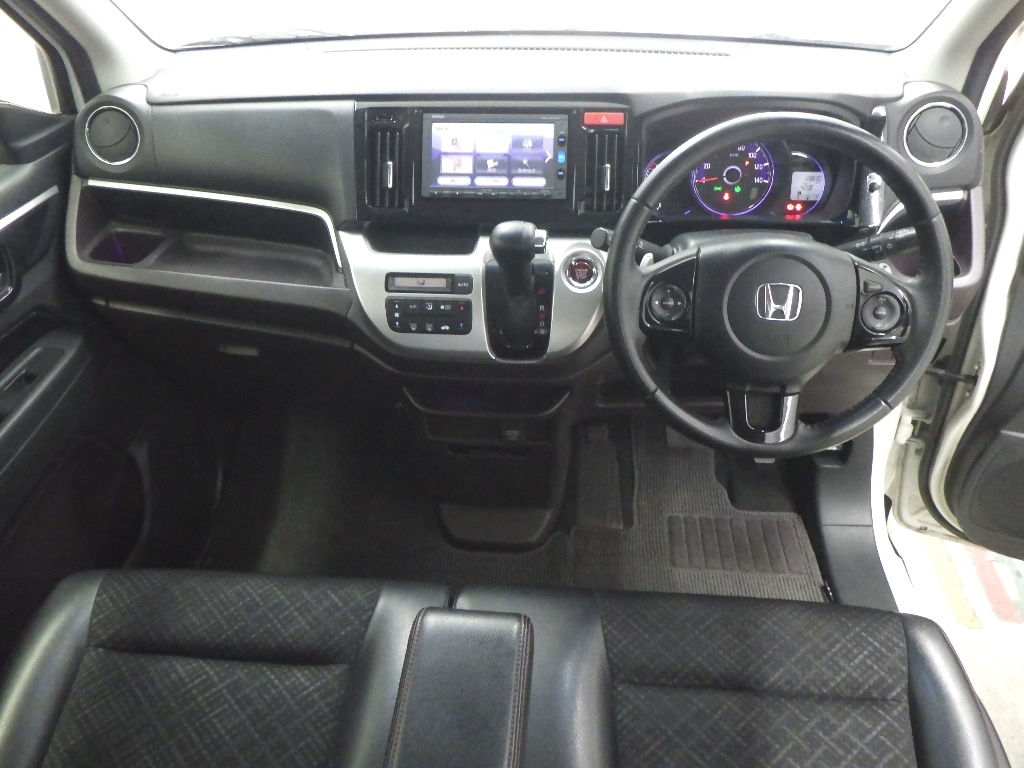 HONDA N-WGN