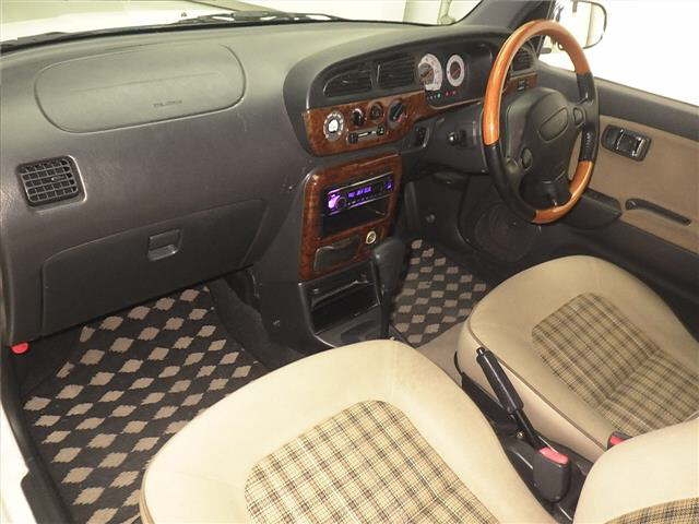 DAIHATSU MIRA GINO