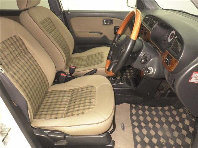 DAIHATSU MIRA GINO